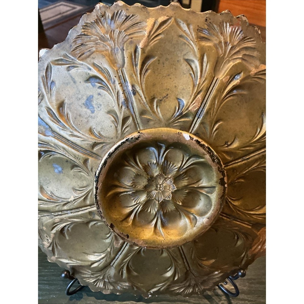 10.5" Antique Goofus Glass Sawtooth Edge Plate Red Gold Roses - Picture 10 of 14